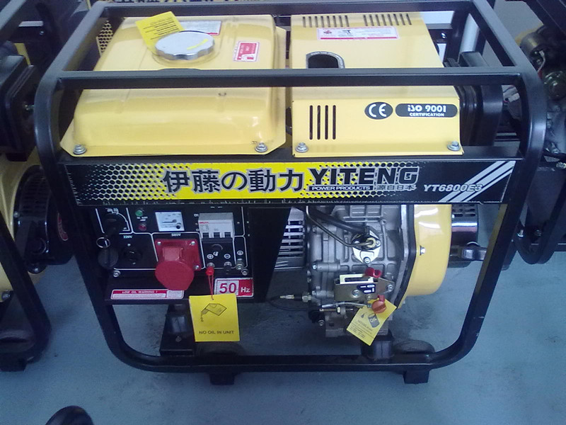 便攜式發(fā)電機型號YT6800E3-三相380V柴油發(fā)電機帶插頭