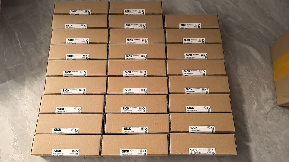 TPC7032Nt-4G